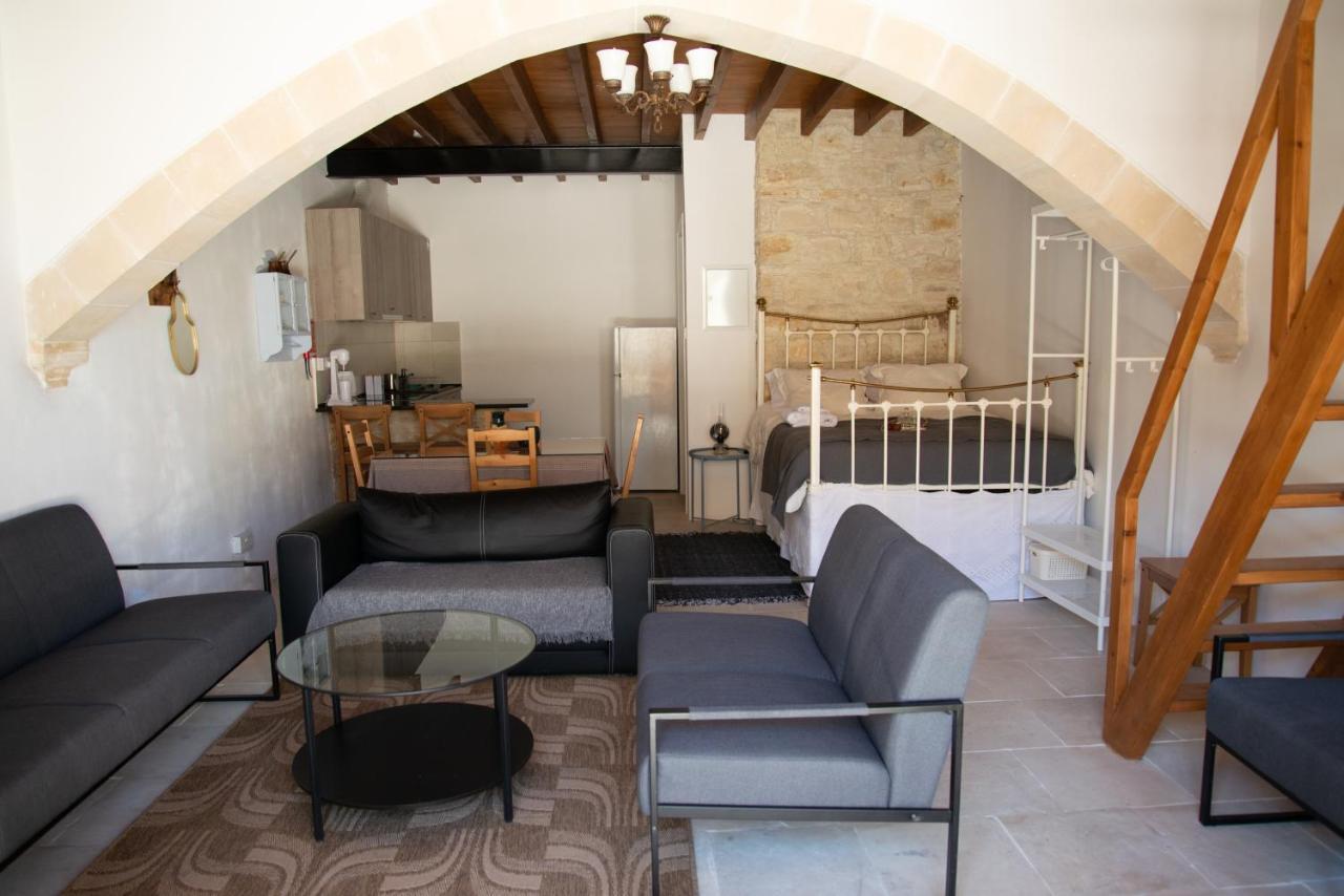 Cleo'S Inn Λόφου Εξωτερικό φωτογραφία