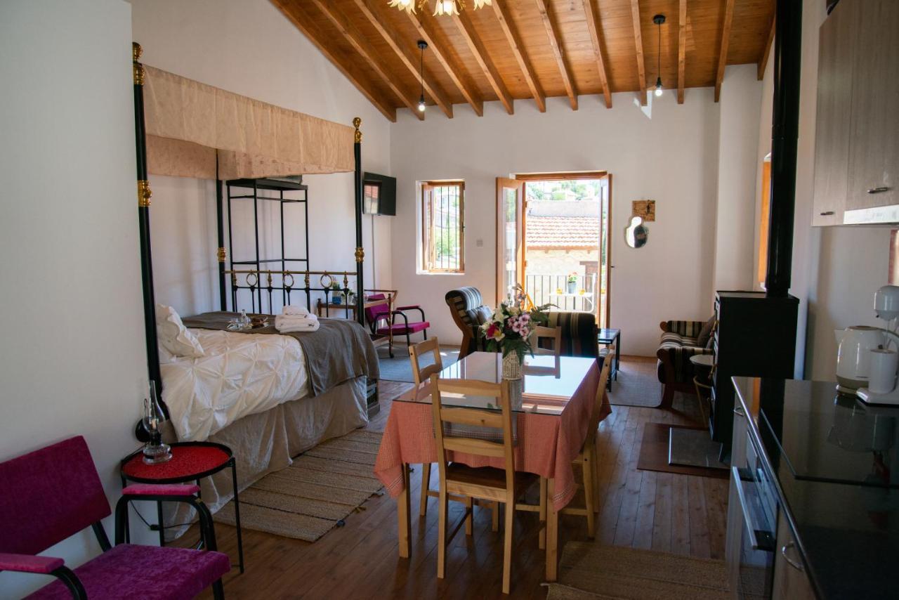 Cleo'S Inn Λόφου Εξωτερικό φωτογραφία